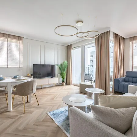 Horizon Apartment *